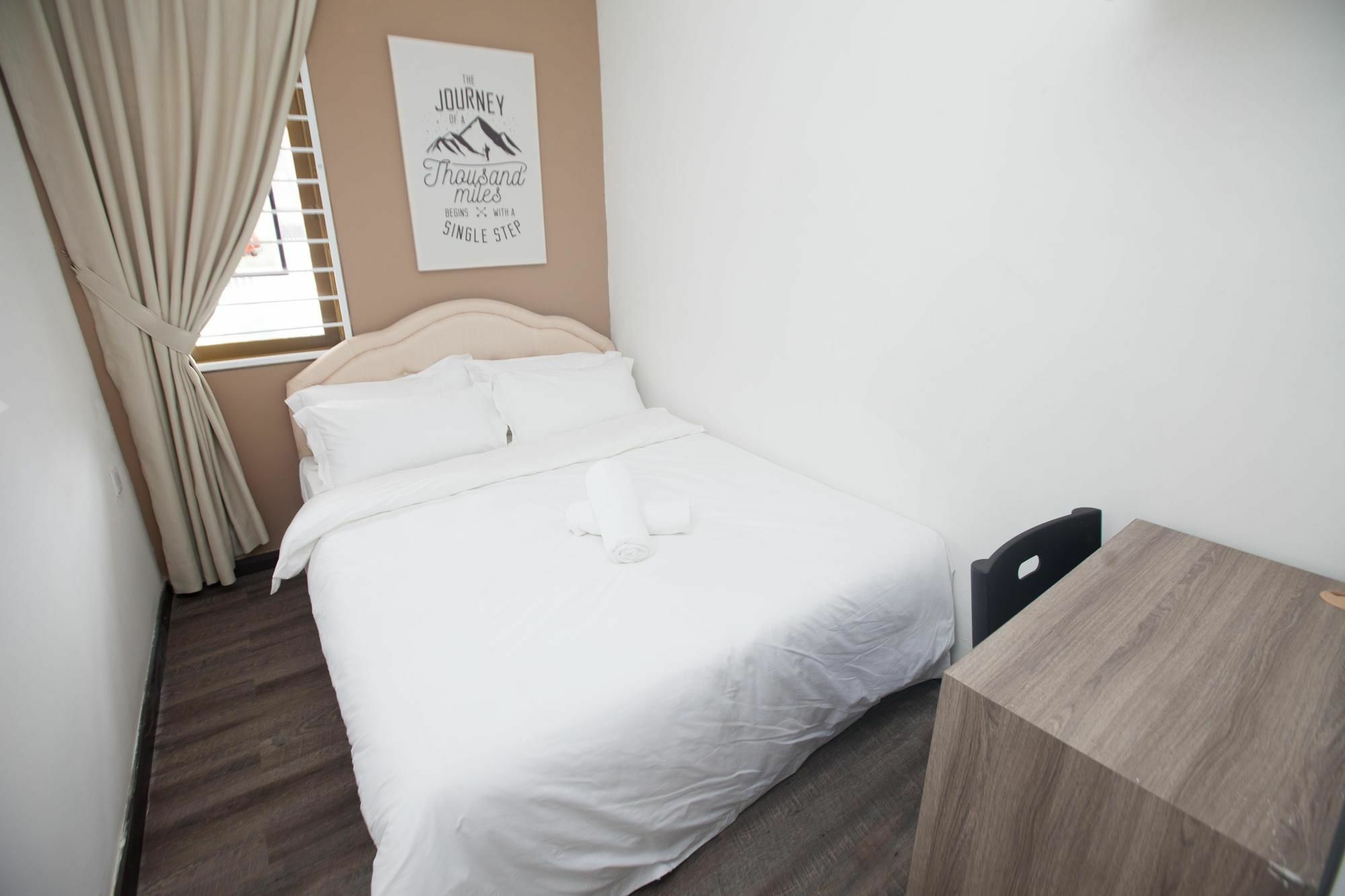 Natol Homestay - London Kuching Kültér fotó