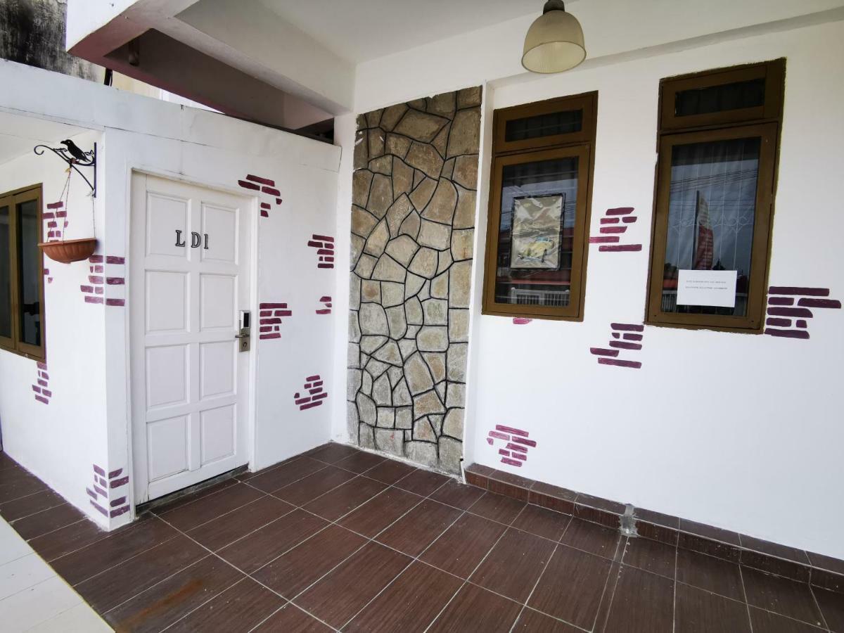 Natol Homestay - London Kuching Kültér fotó